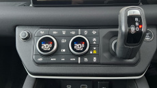 Land Rover Defender 3.0 D250 SE 110 5dr Auto Diesel Estate